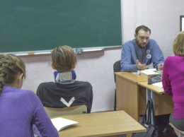 ''Нечисть повылазила наружу'': в оккупированном Луганске забили тревогу из-за новшества в школах