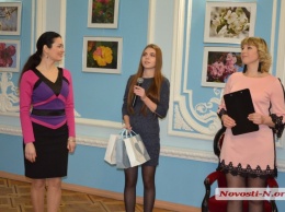 Николаевская художница открыла свою первую «весеннюю» фотовыставку