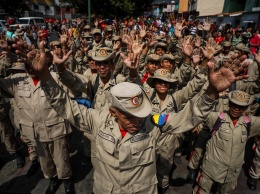 Еще один венесуэльский офицер отказал Мадуро в легитимности