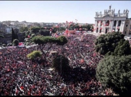 Профсоюзы вышли на крупнейшую акцию протеста с 2015 года в столице Италии