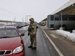 В очереди на КПВВ на Донбассе скончался пожилой мужчина