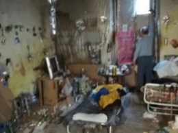 В Одессе люди 20 лет не выходили из квартиры (фото)