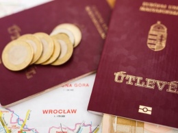 В Венгрии открыли дела на украинцев, незаконно получивших венгерское гражданство