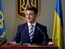 Зеленский получил удостоверение президента: «готовится к инаугурации»