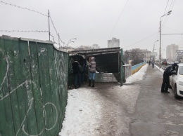 В Киеве прохожие проигнорировали плохое состояние мужчины, он умер