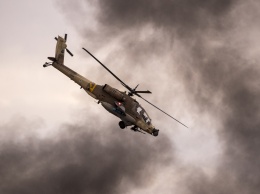 Британские вертолеты "Апач" впервые испытывались за Полярным кругом