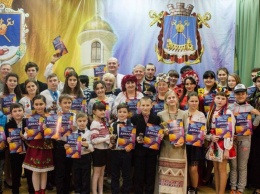 Конкурс разговорного жанра «Краски надежды» соберет чтецов со всей Николаевщины