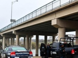 В Мексике нашли автомобиль с трупами полицейских