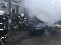 Вечером и утром в Николаеве горели две легковушки