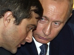 Суркова высмеяли едкой фотожабой за «предательство» Путина: «Воровская власть»
