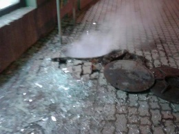 В центре Львова произошел взрыв в канализации