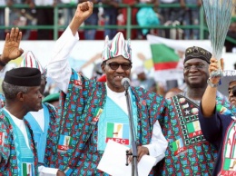 В давке после речи президента Нигерии погибли 14 человек