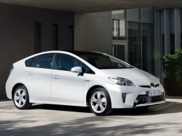 Гибриды Toyota Prius отзывают для ремонта