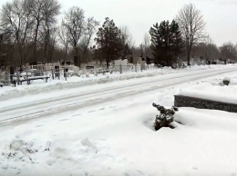 Захарченко, ''Гиви'' и ''Моторола'': в сети показали могилы ликвидированных ''героев ДНР''