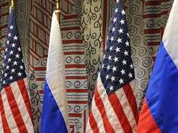 "Вредная привычка": В России оценили новый пакет санкций от сенаторов США