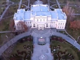 У кого из кандидатов в президенты Украины самый большой дворец и больше всего земли