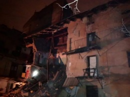 В центре Львова обрушился жилой дом. ФОТО