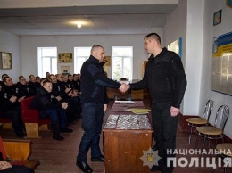 Николаевских полицейских-спецназовцев отметили наградами Президента за участие в АТО