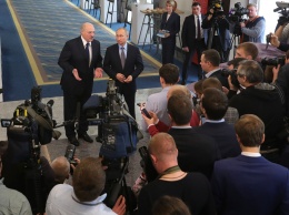 Лукашенко договорился с Путиным о референдуме или ни о чем?