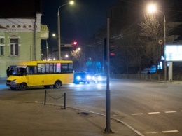 В центре Днепра маршрутка №101 сбила пожилую женщину на пешеходном переходе