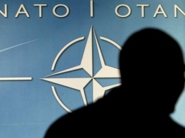 Президент Румынии призвал к усилению присутствия НАТО в Черноморском регионе