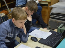 В Феодосии состоялись XXXVII Городские соревнования по сборке и анализу радиосхем