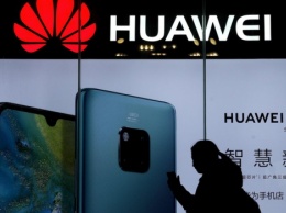 Китай обвинил США в попытке подорвать развитие страны через дискредитацию Huawei