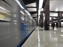 В Киеве мужчина обнажился перед 12-летней девочкой в метро