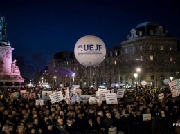 Во Франции прошли акции против антисемитизма