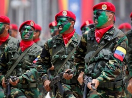 Мадуро привел в боевую готовность армию Венесуэлы из-за гумпомощи от США