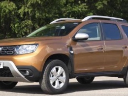 «Машина огонь»: Обновленный кроссовер Renault Duster 2019 привел в восторг блогера