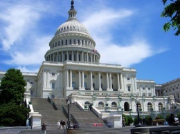 В Палате представителей США предпримут попытку прекратить режим ЧС