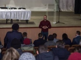 Нардеп Сергей Рыбалка ознакомился, как проходит медреформа в больницах Терновки и встретился с местными жителями (ФОТО)