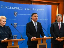 Порошенко встретился с президентами Польши и Литвы