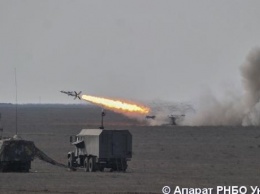 Украина провела боевые ракетные стрельбы вблизи оккупированного Крыма