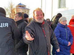 На Волыни священник УПЦ МП открыл стрельбу по активистам возле храма