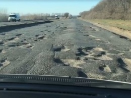 В "Укравтодоре" заявили, что трассу Киев-Одесса не ремонтировали с 70-х годов