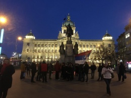 В Праге состоялась акция протеста против президента Сербии
