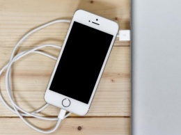 Мощность в 6 см: Для iPhone и iPad изобрели самое маленькое зарядное устройство