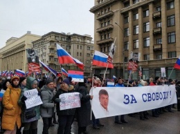 "Путин, всех не перестреляешь": в России прошли масштабные марши памяти Бориса Немцова