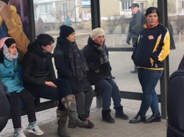 На остановках в Киеве работают цыгане