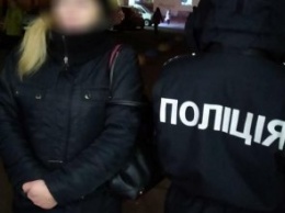 В Киеве 36-летняя женщина пыталась ограбить магазин косметики