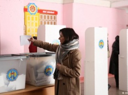 Молдавия выбрала парламент, но не правящую коалицию