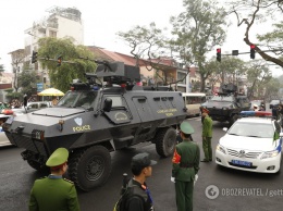 Бегающая охрана и 30 авто: Ким Чен Ын поразил грандиозным кортежем во Вьетнаме