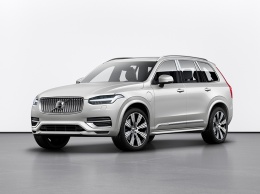 Volvo XC90 обновился в расчете на опытный взгляд