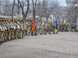 Одесские «атошники» помаршировали по городу в честь погибших сослуживцев