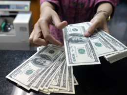 Доллар резко поменял свой курс: эксперты бьют тревогу, новый прогноз