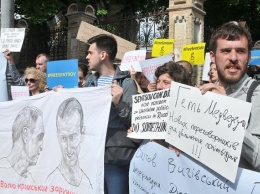 Денисова назвала количество узников Кремля в РФ и оккупированном Крыму