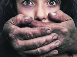 Парня обвиняют в изнасиловании женщины, страдающей слабоумием