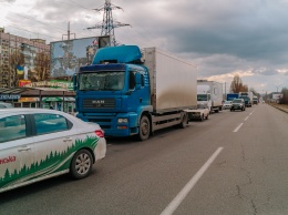 ДТП в Днепре: фура сбила женщину